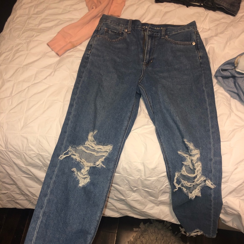 American eagle mom jeans